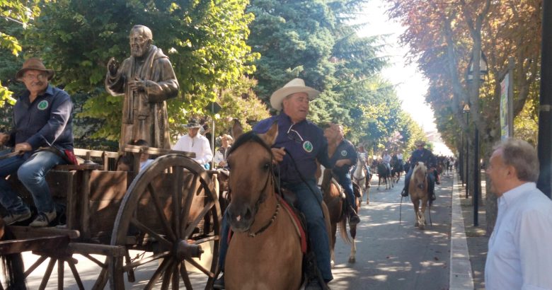 Pellegrinaggio a cavallo, i cavalieri del Tratturo dal Molise fino a San Giovanni Rotondo