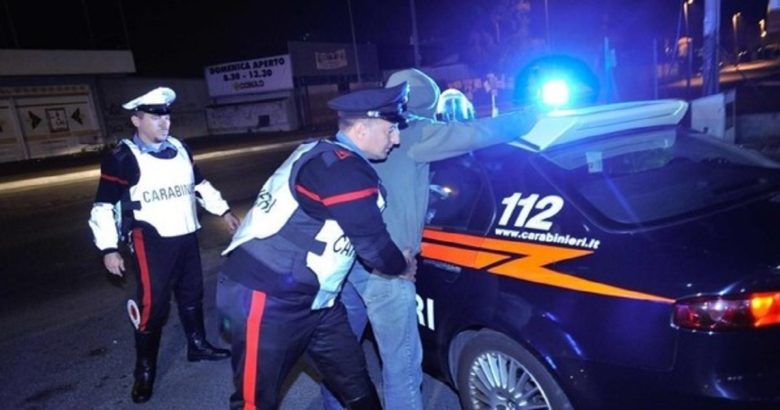 Blitz dei Carabinieri, catturato latitante si nascondeva in un residence. Arrestato