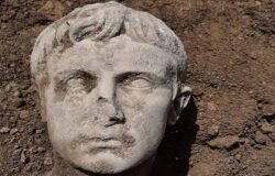 ISERNIA, testa, statua di marmo, imperatore Augusto