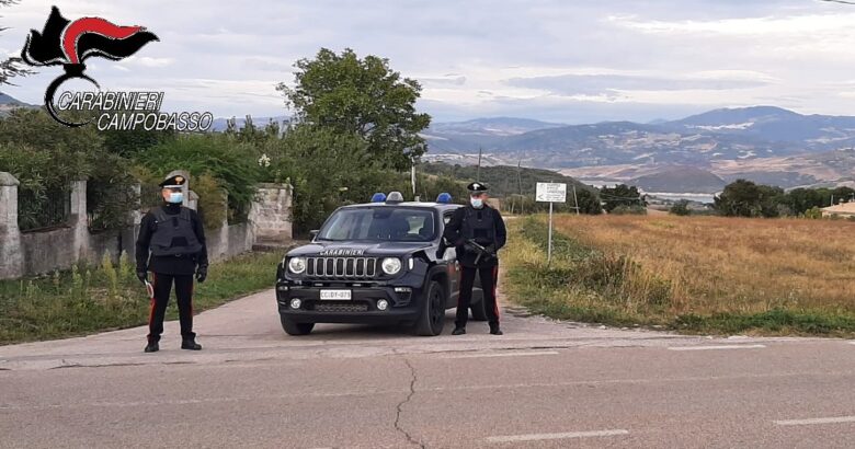 Cronaca Sorpresi Con Armi Da Taglio E Oggetti Da Scasso Foglio Di Via Per 4 Uomini 1386