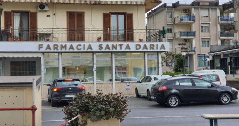 VENAFRO, “Farmacia Santa Daria”, farmacia