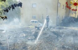 Venafro, incendio, sterpaglie, abitazioni