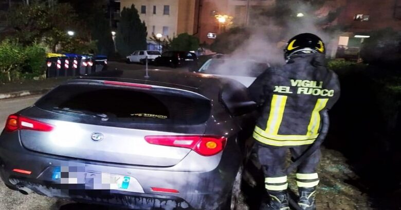 fiamme, auto, centro, Vigili del fuoco